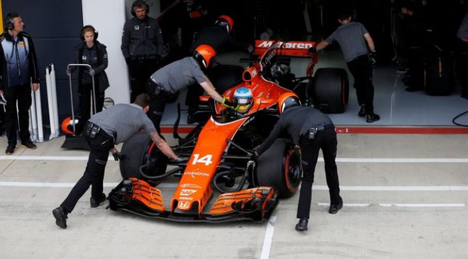 McLaren rompe con Honda y se va con Renault